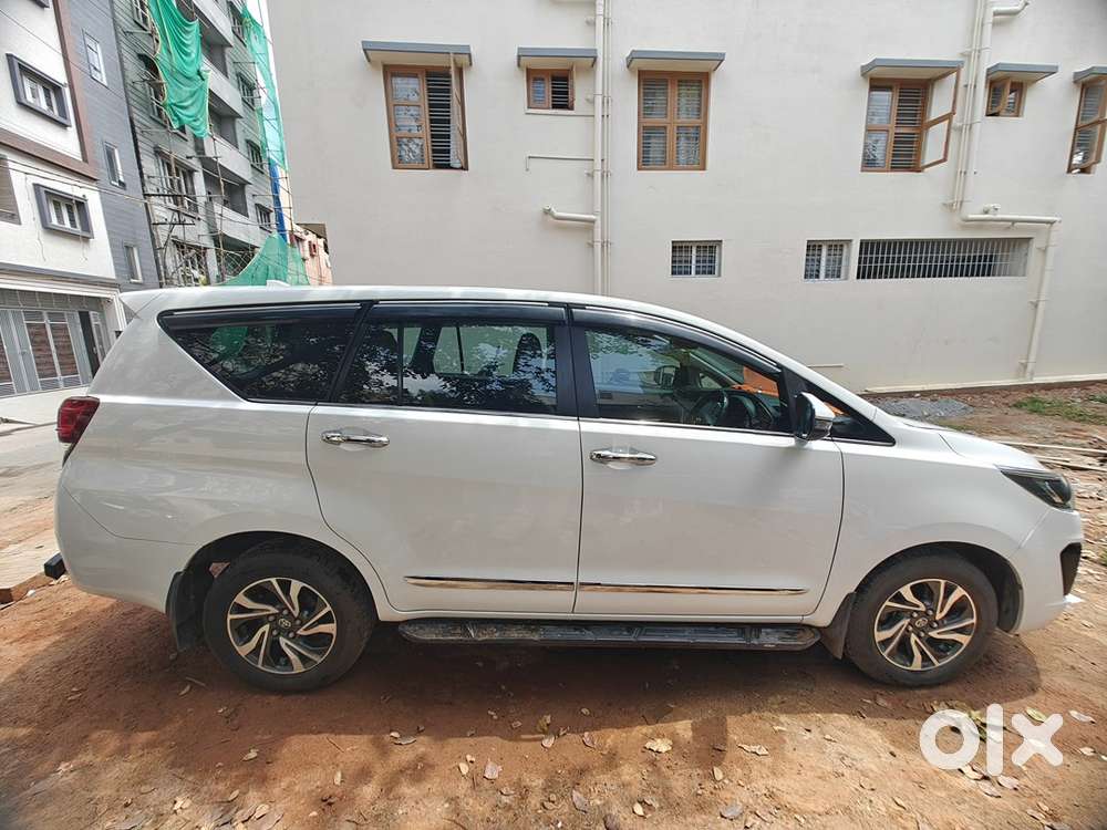 Toyota Innova Crysta 2022 Year