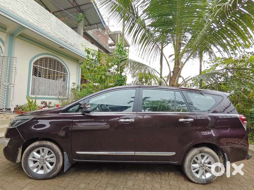 Toyota Innova Crysta 2018 Variant