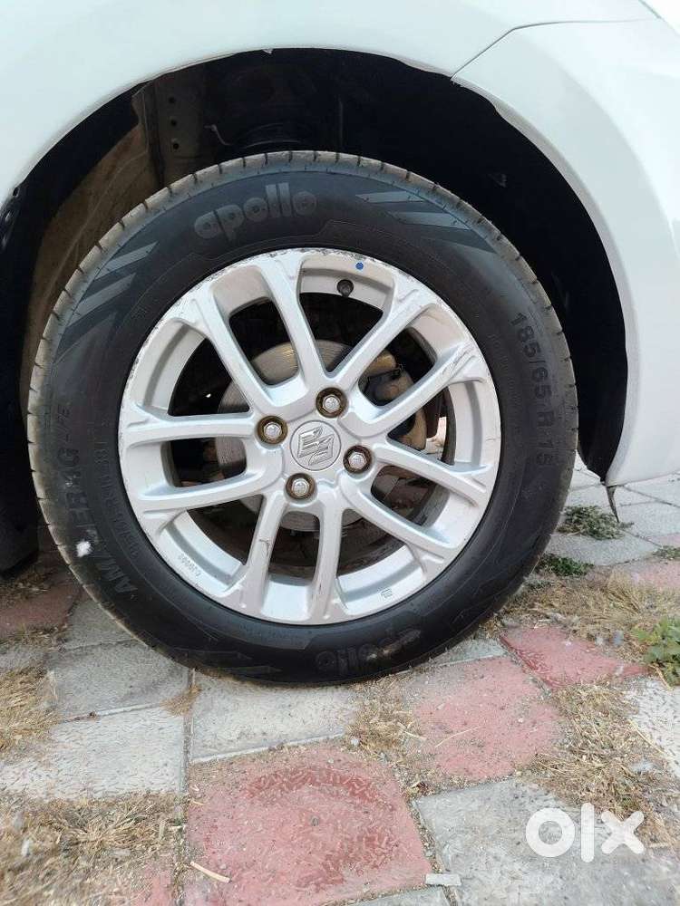 Maruti Suzuki Swift 2018 Zxi, 2019, Petrol