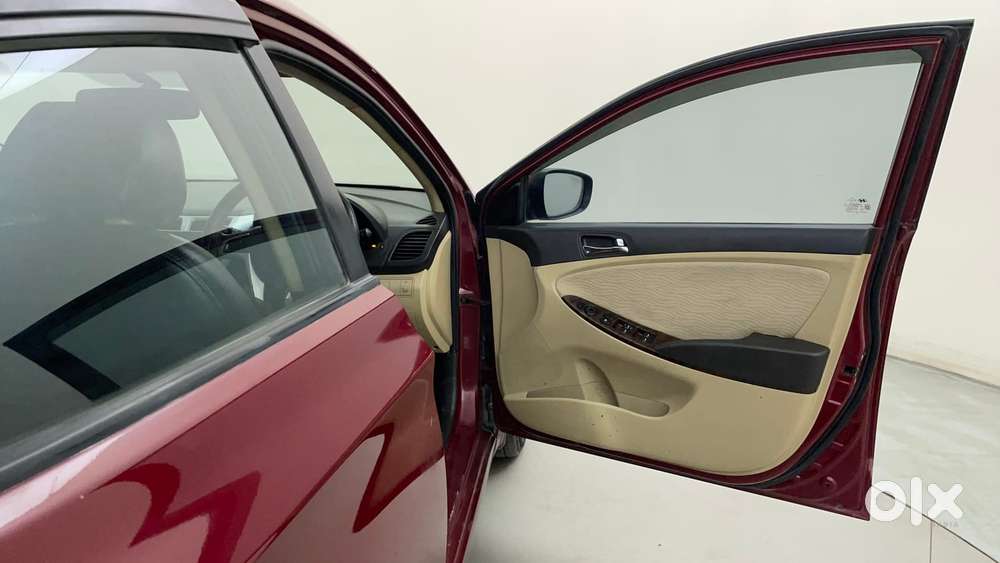 Hyundai Verna 1.6 Vtvt Sx, 2014, Petrol