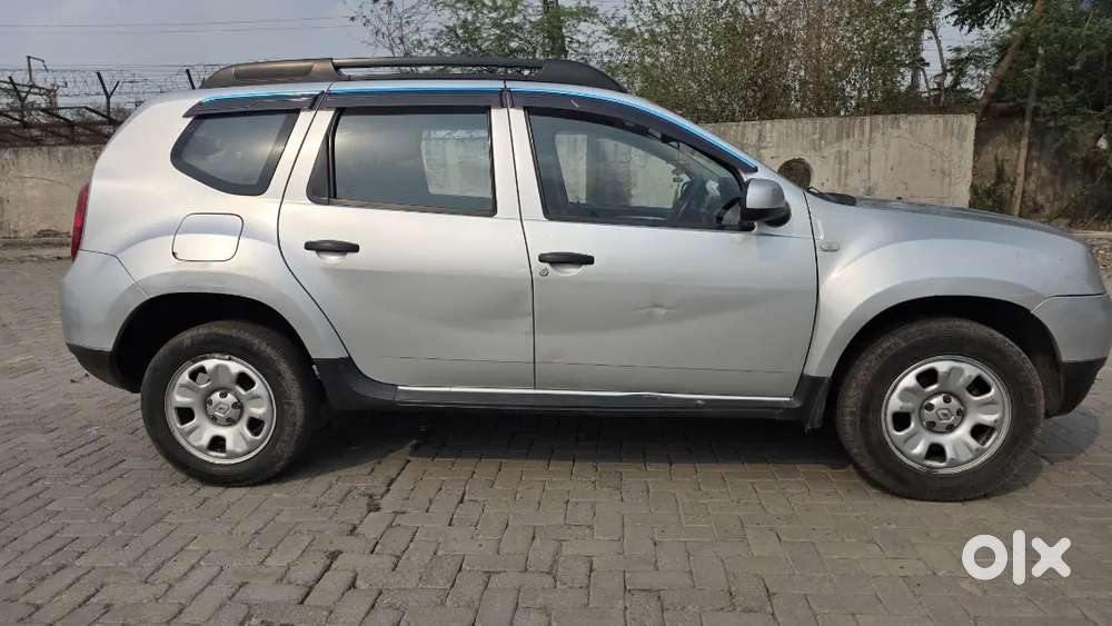 Renault Duster 2014 Petrol Well Maintained