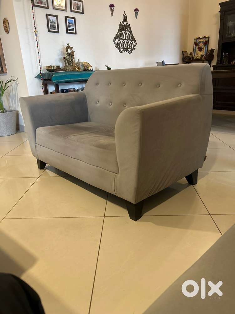 Sofa - 3 plus 2 - only 2 years used