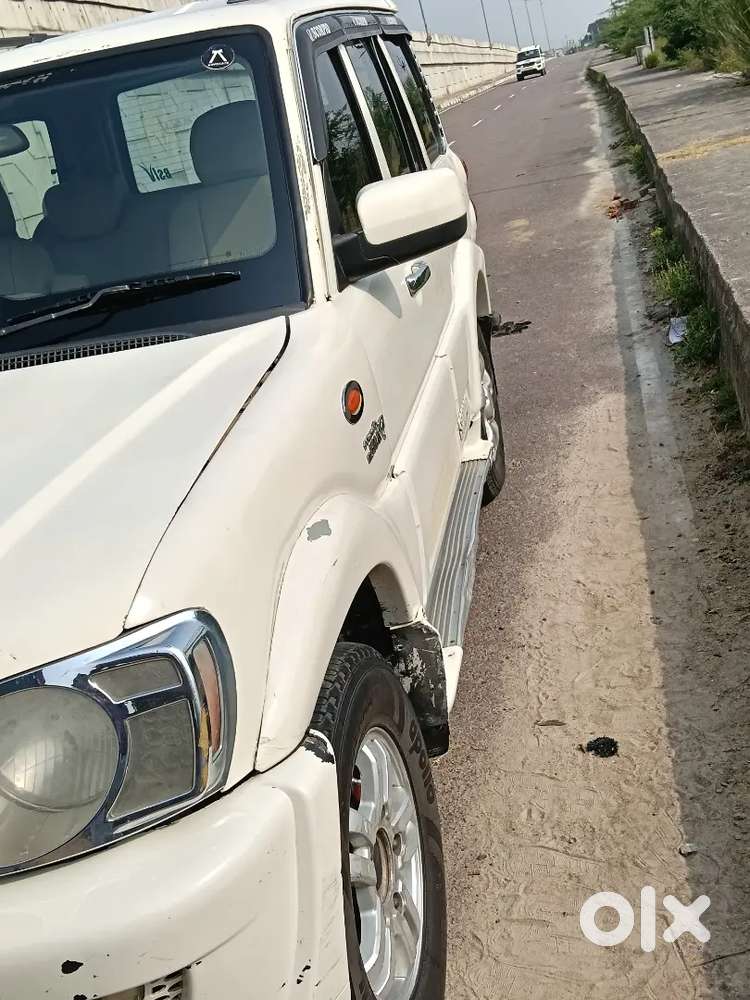 Mahindra Scorpio Manual 2026