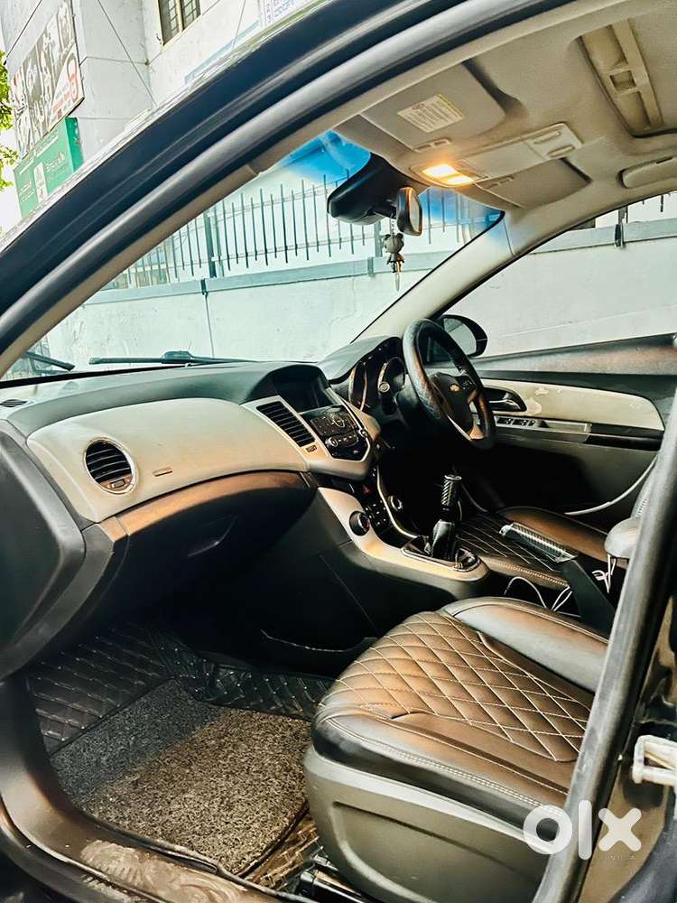 Chevrolet Cruze 2.0 Diesel With Additional Accessories  3-lakhs