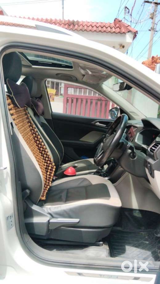Volkswagen Taigun 1.0 Tsi Topline At, 2023, Petrol