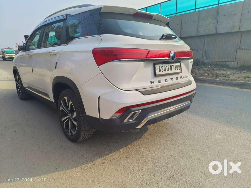 Mg Hector Plus Petrol Automatic 2023 Car