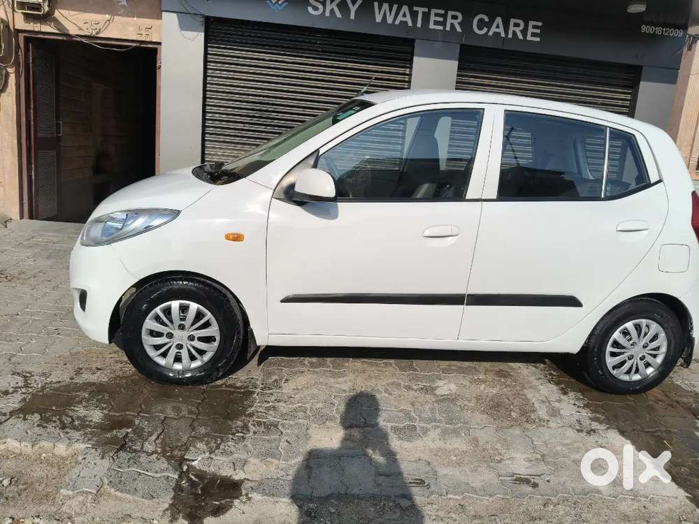 Hyundai I10 Sportz Petrol 2014