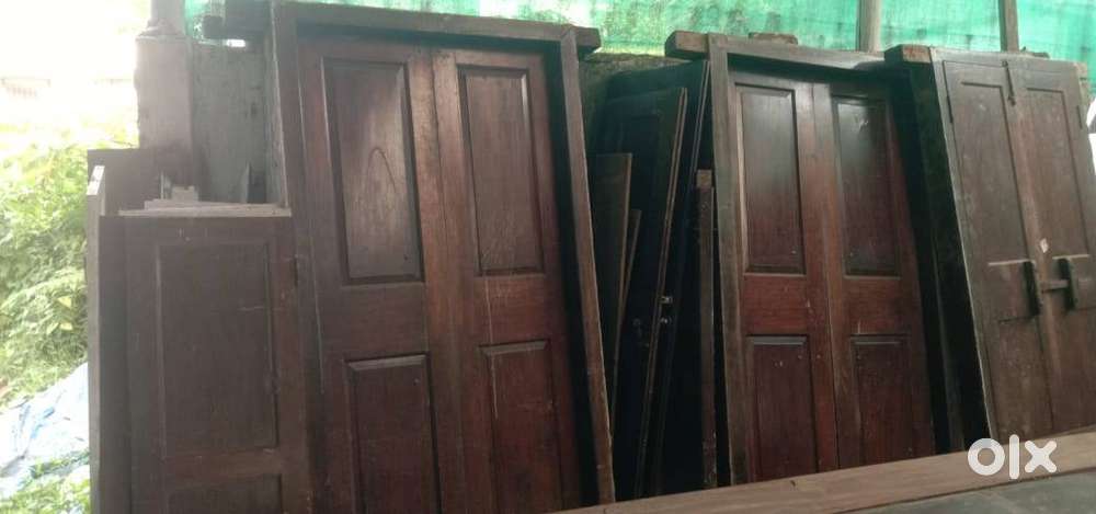 Old Demolished House Wood Materials for Sale