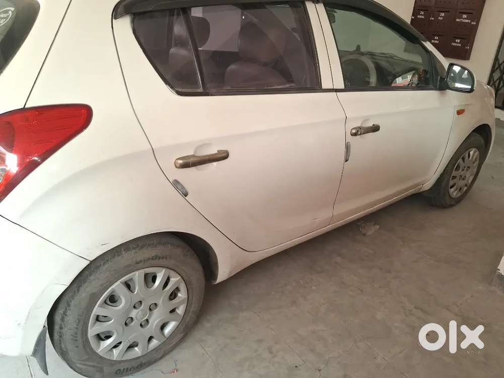 Hyundai I20 2012 Petrol 76000 Km Driven