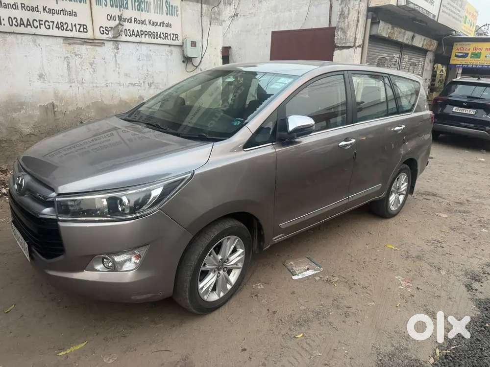 Toyota Innova Crysta 2.8 2018