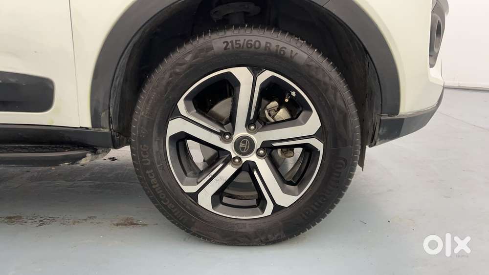 Tata Nexon 1.2 Revotron Xza Plus Hs, 2022, Petrol