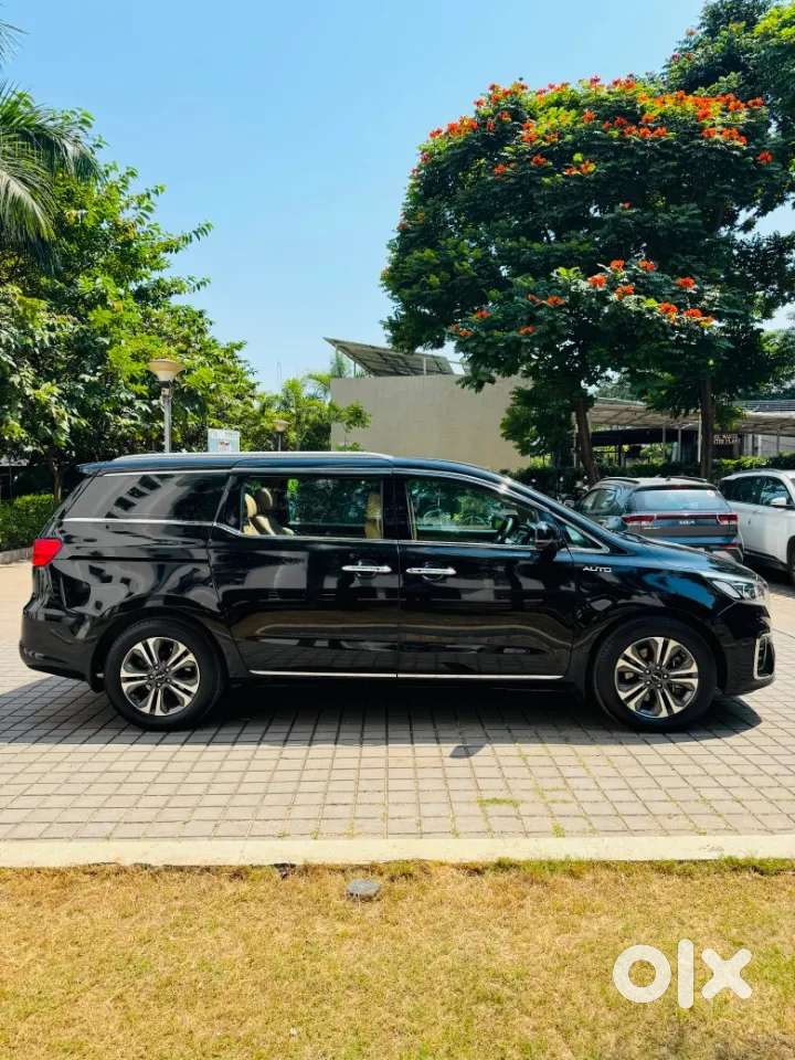 Kia Carnival Limousine, 2021, Diesel
