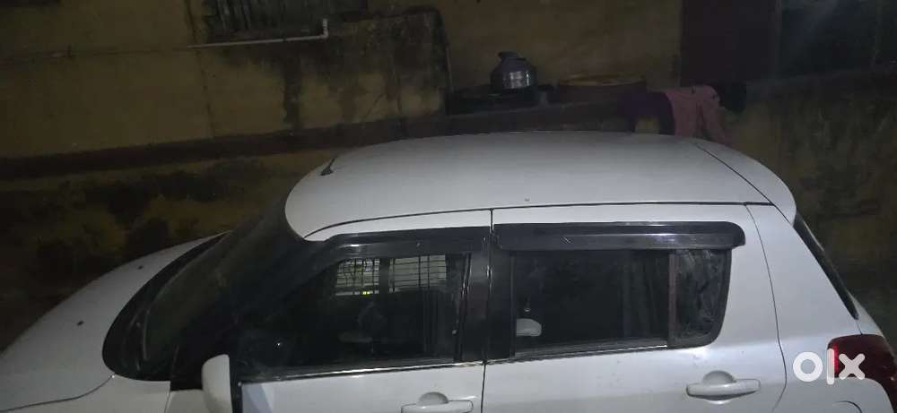 Maruti Suzuki Swift 2010