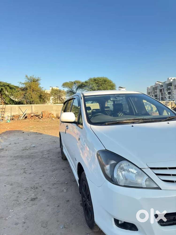 Toyota Innova, 2009, Petrol