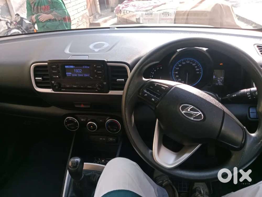 Hundai Venue 2022 S 22000km