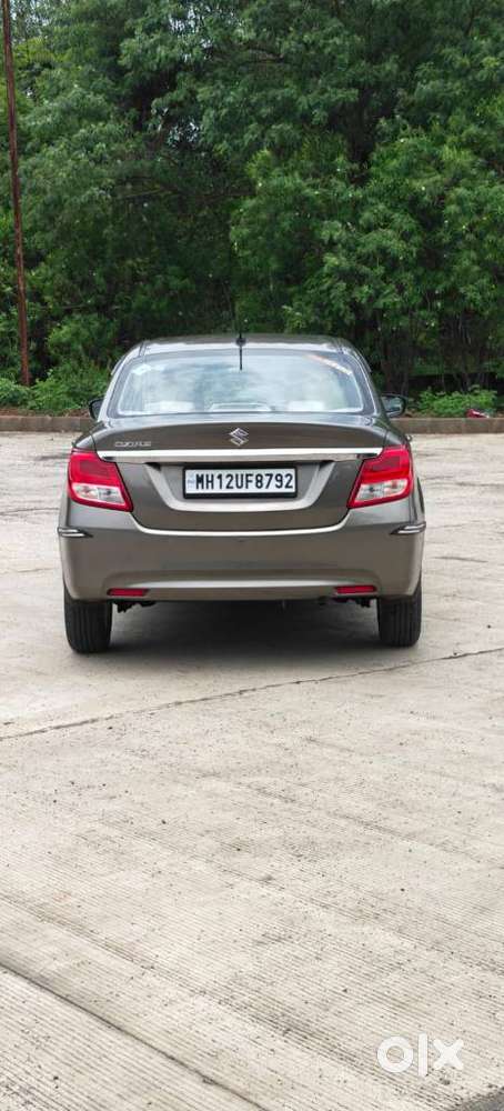 Maruti Suzuki Swift Dzire Zxi + Mt, 2022, Cng & Hybrids