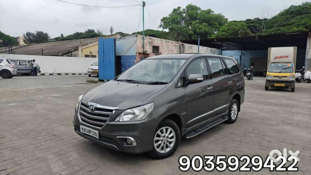 Toyota Innova 2.5 Vx 8 Str Bs-iii, 2015, Diesel
