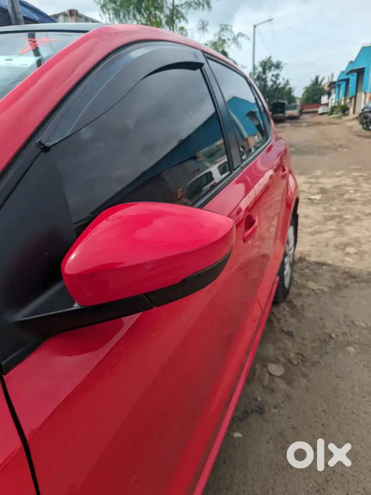 Doctor Owned Volkswagen Polo Comfortline 2016 Give Away Price