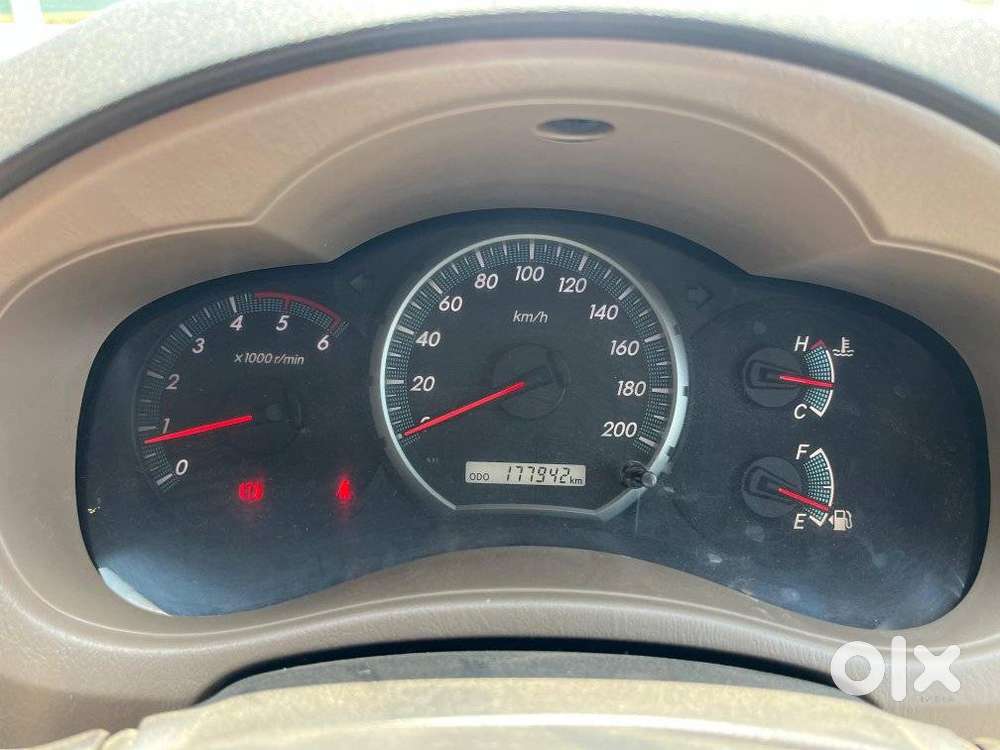 Toyota Innova, 2015, Diesel