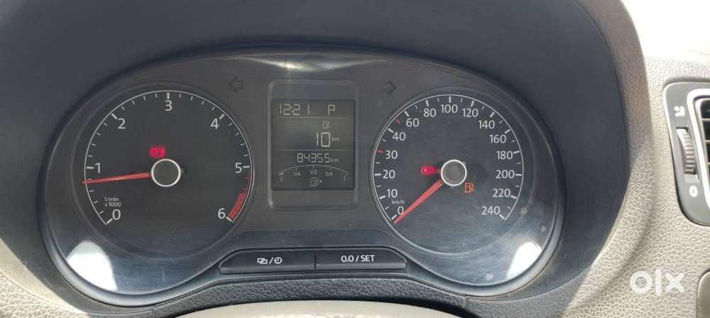 Volkswagen Ameo 1.5 Tdi Highline Plus At, 2016, Diesel