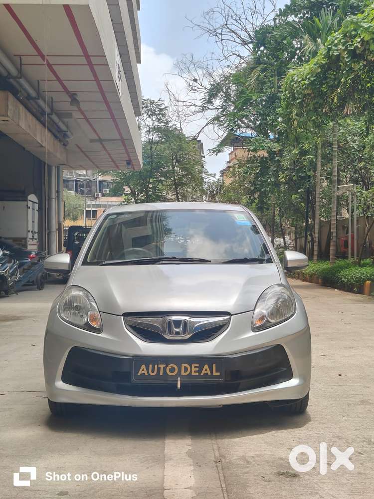Honda Brio V Mt, 2014, Petrol