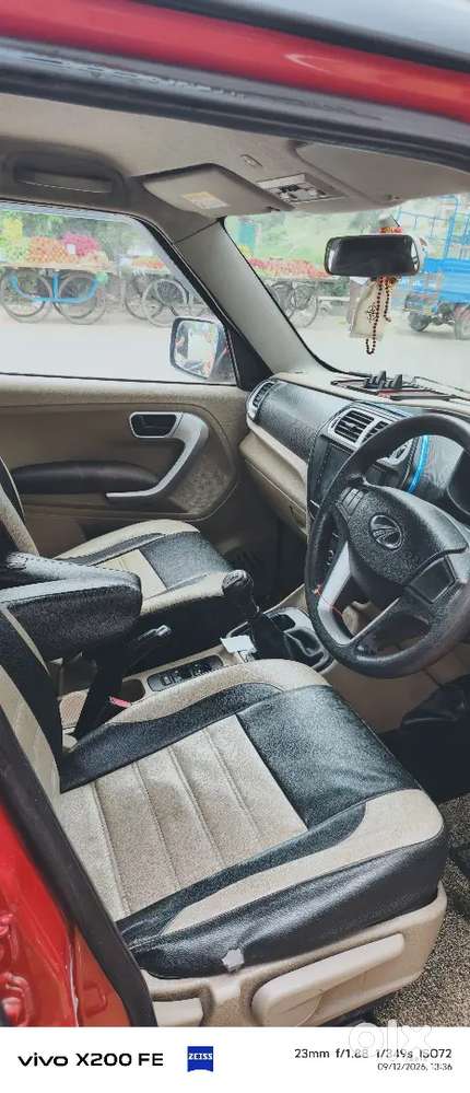 Mahindra Tuv 300 2015