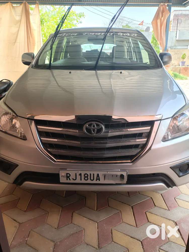 Toyota Innova 2008 Diesel Well Maintained 7 Sitar