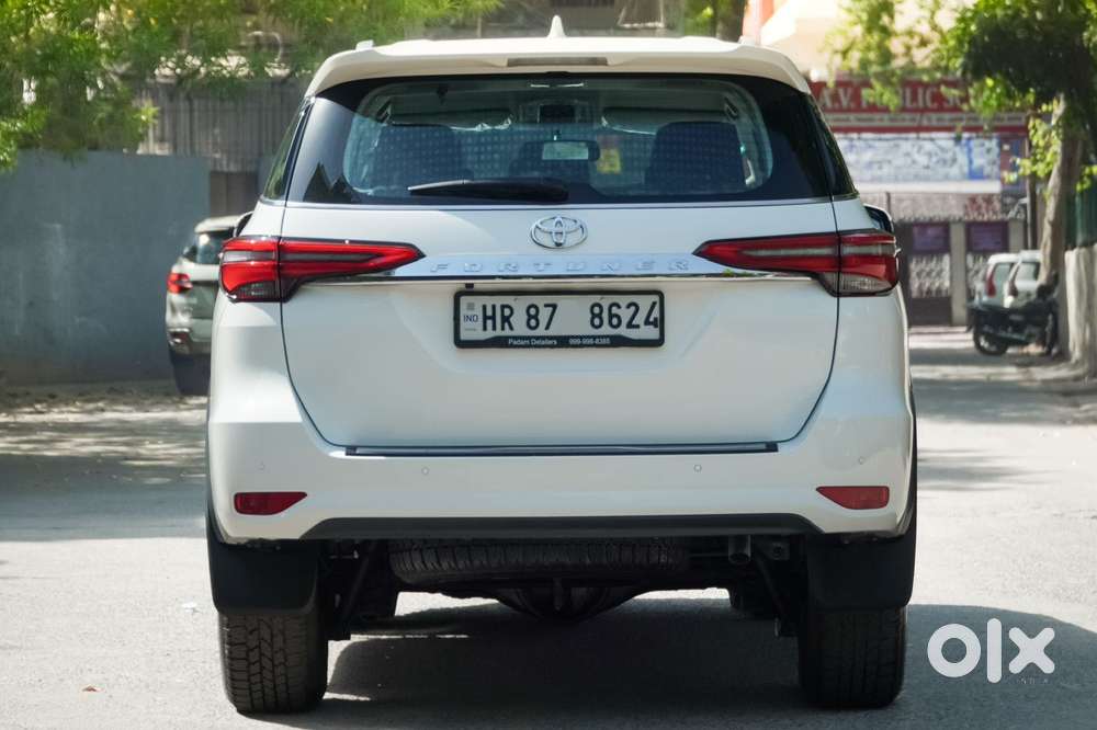 Toyota Fortuner 4x2 At 2.7 Petrol, 2023, Petrol