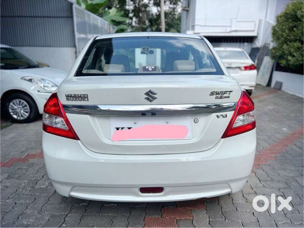 Maruti Suzuki Swift Dzire Vxi Optional, 2015, Petrol