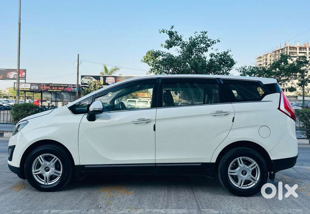 Mahindra Marazzo M6 8str, 2019, Diesel