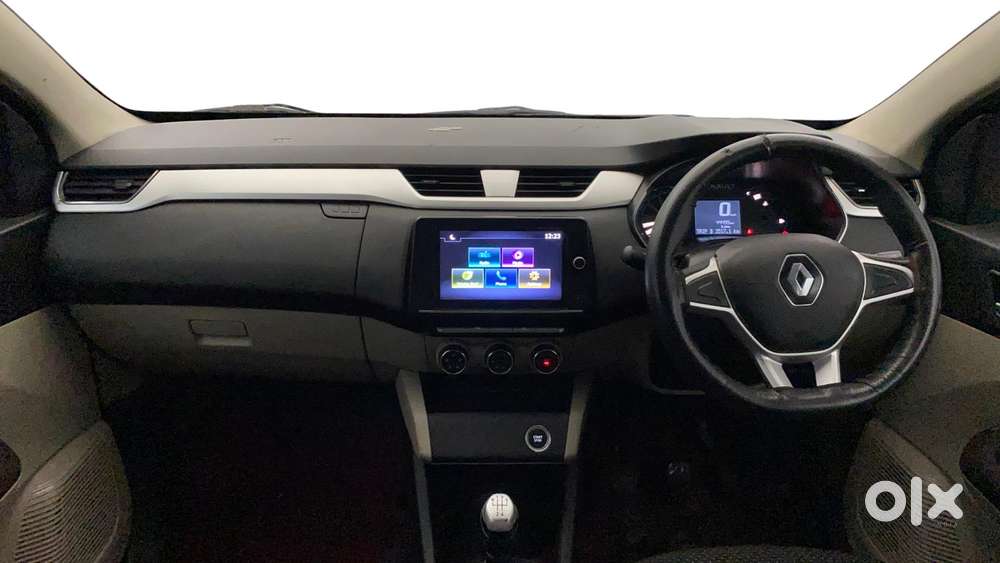 Renault Triber Rxz, 2020, Petrol