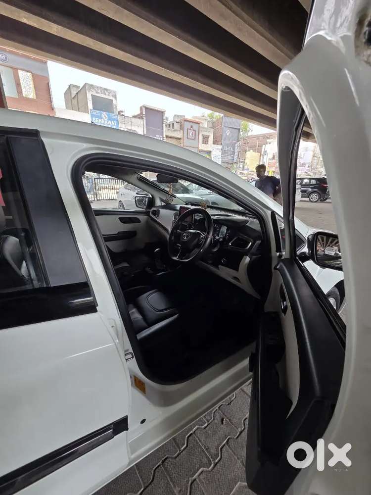 Tata Altroz 2022 Petrol Well Maintained