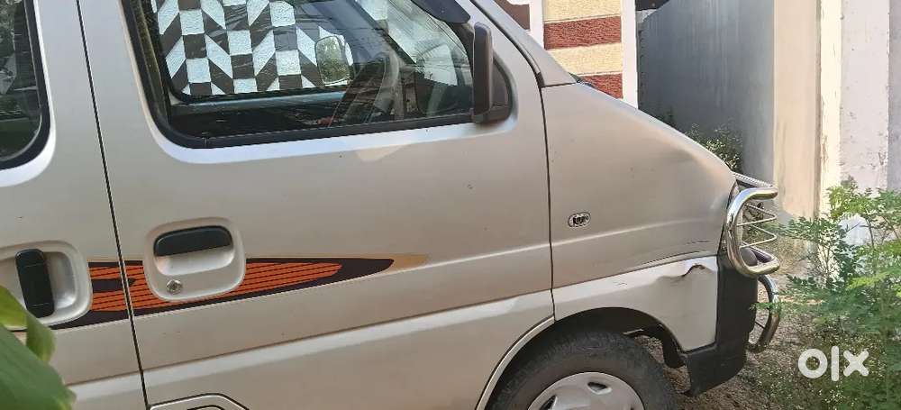 Maruti Suzuki Eeco 2017