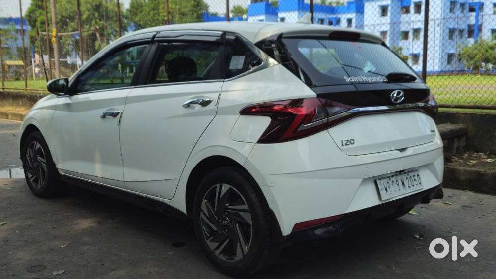 Hyundai I20 Asta (o) 1.2 Mt, 2022, Petrol