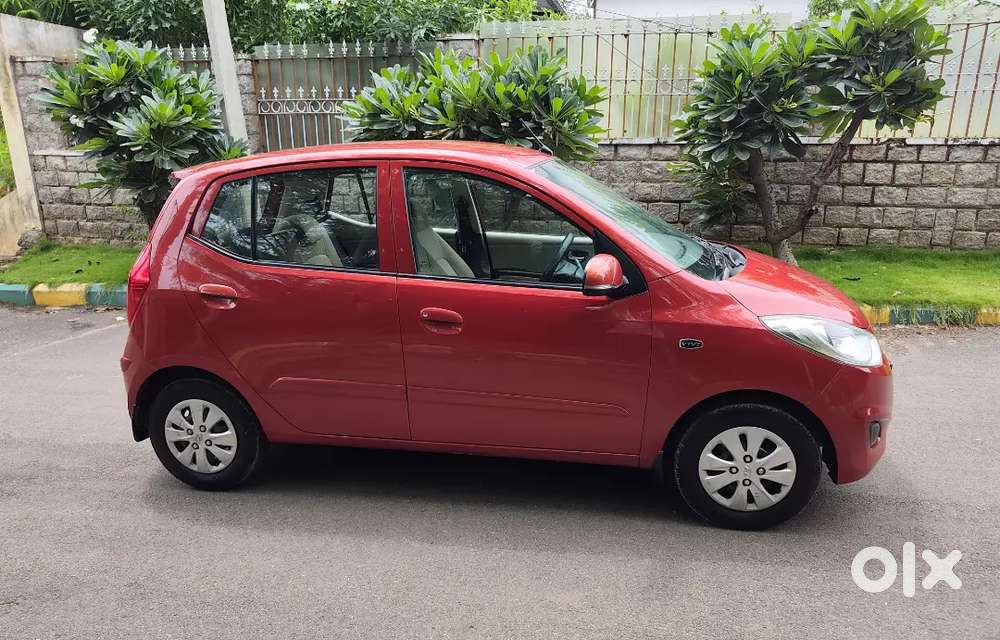 Hyundai I10 Sportz Petrol Automatic Transmission2011 Rc Valid 2031