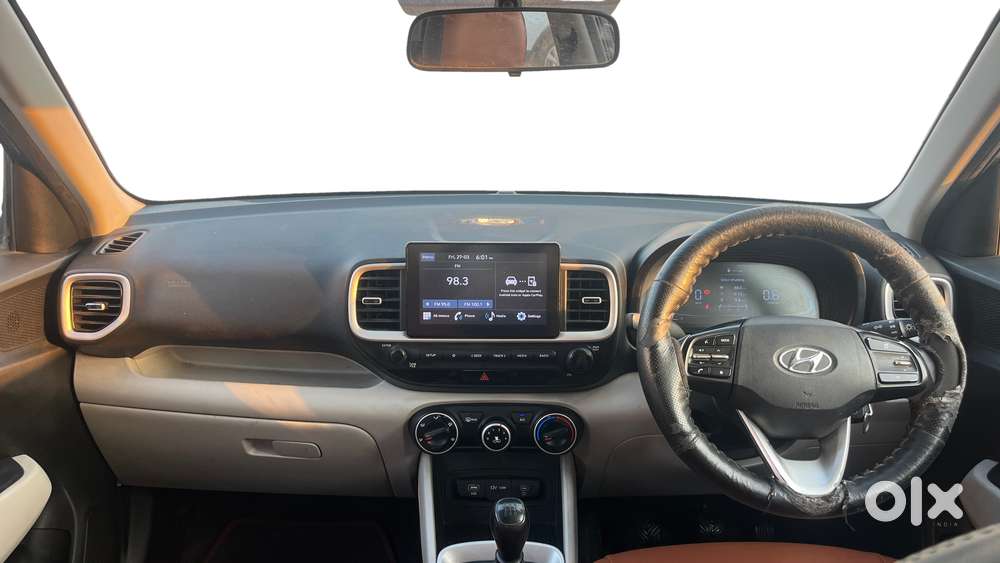 Hyundai Venue 1.2 S (o), 2022, Petrol