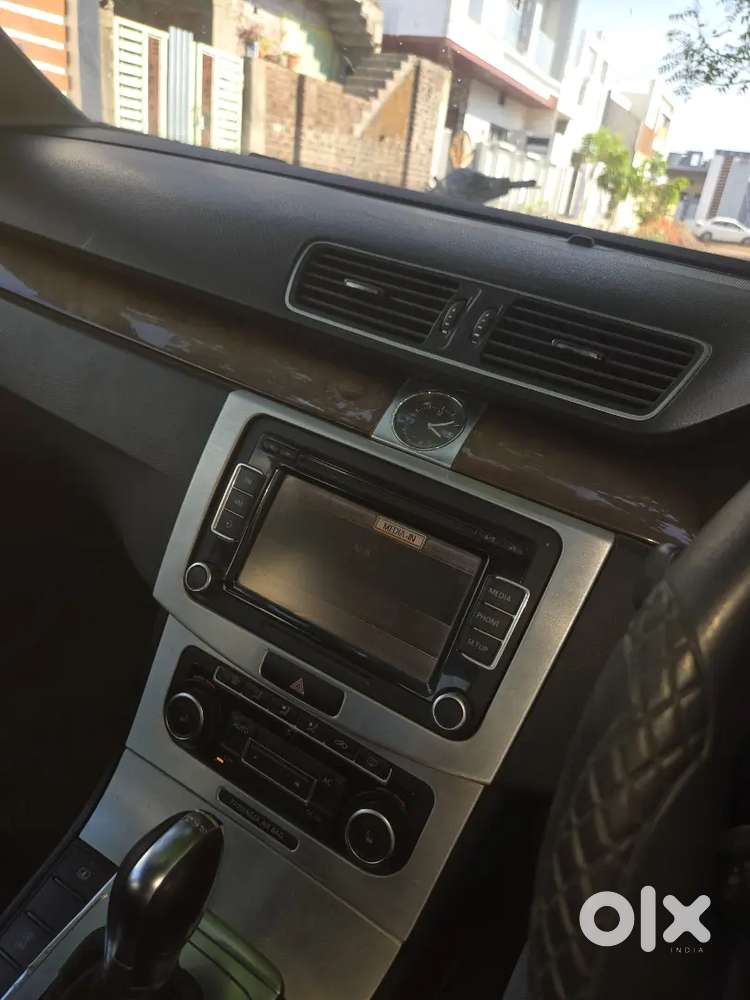 Volkswagen Passat 2011