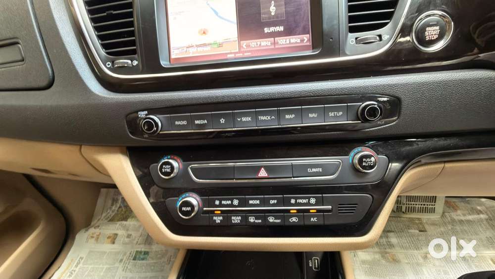 Kia Carnival Limousine Plus 7 Str, 2021, Diesel