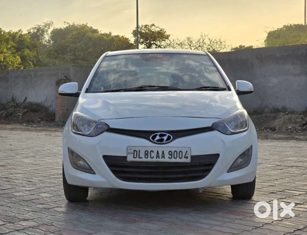 Hyundai I20 Sportz At 1.4, 2013, Diesel