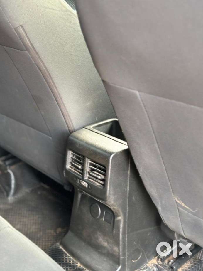 Maruti Suzuki Brezza 1.5 Lxi Smart Hybrid, 2023, Petrol