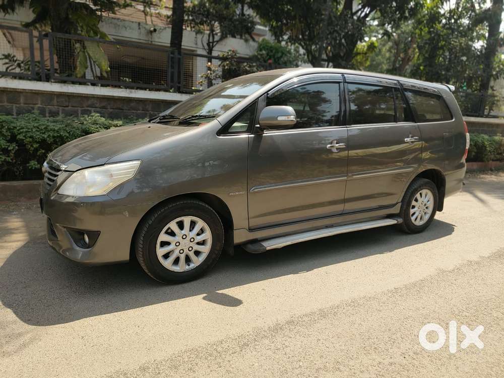 Toyota Innova 2.5 V 8 Str, 2013, Diesel