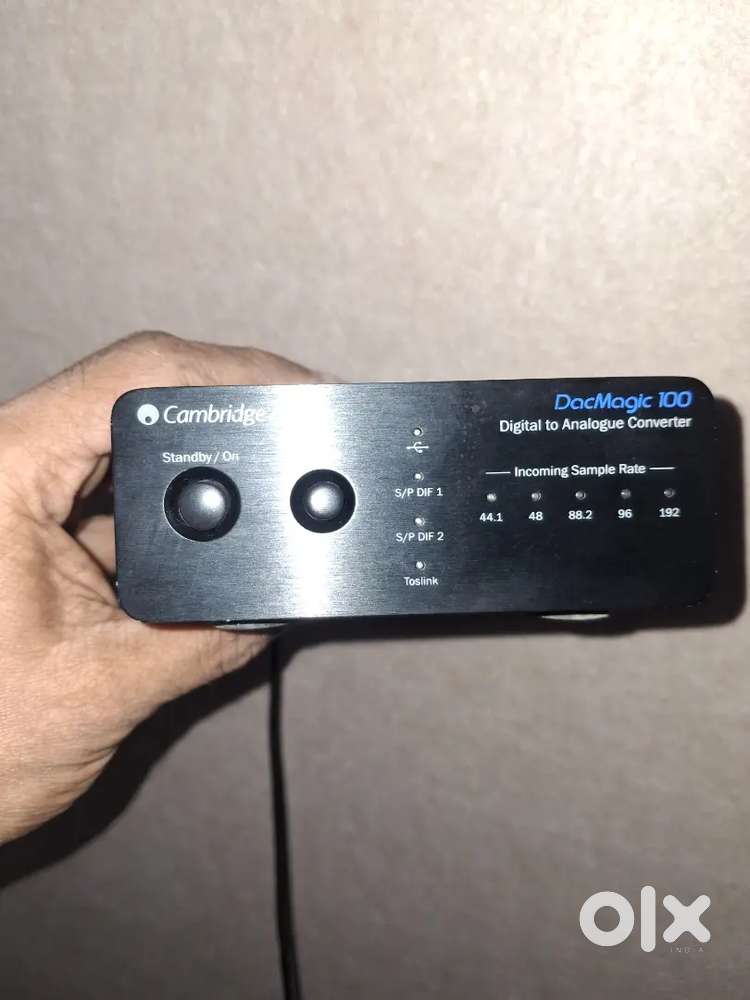 Cambridge audio packaging 100