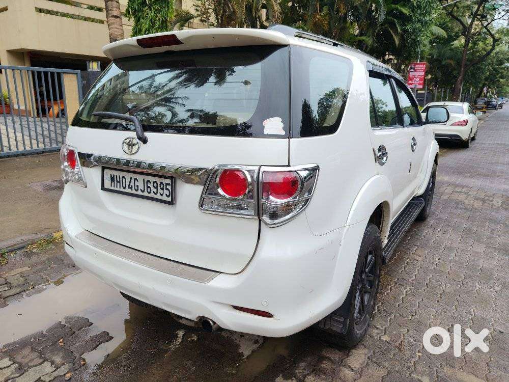 Toyota Fortuner 4x2 Manual, 2014, Diesel