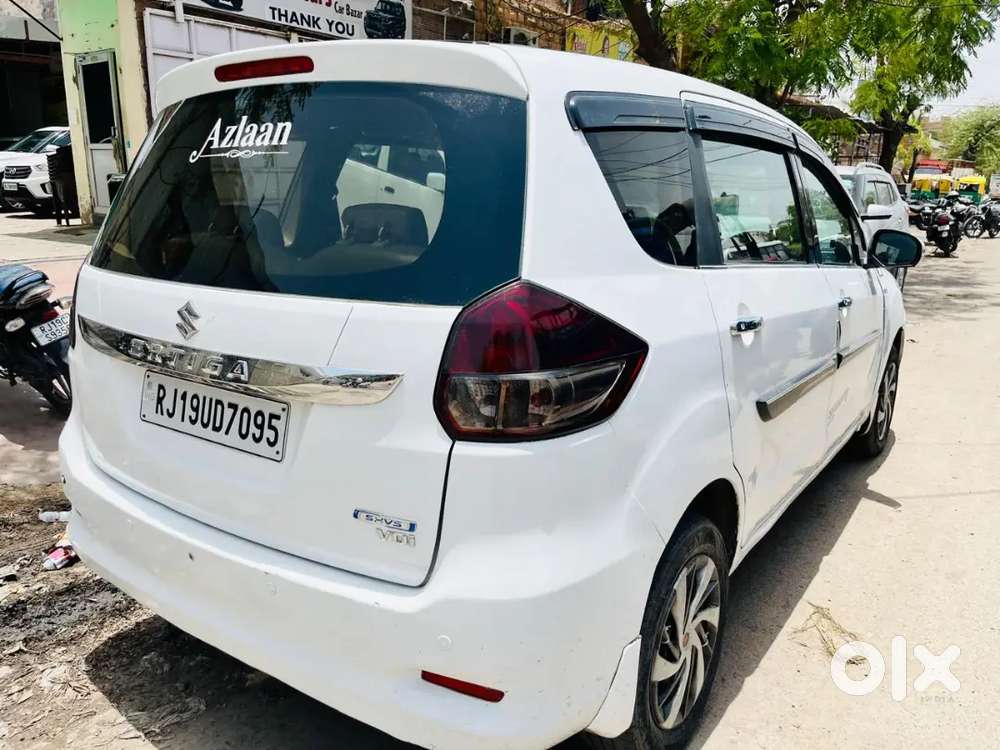 Maruti Suzuki Ertiga 2015 Diesel 129000 Km Driven