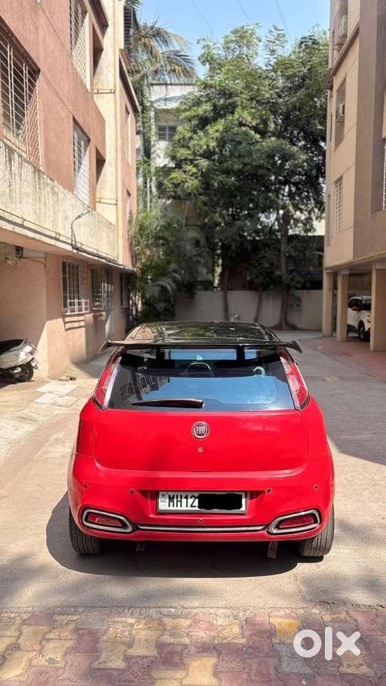 Fiat Punto Evo 2015 Diesel 74658 Km Driven With Company Records.
