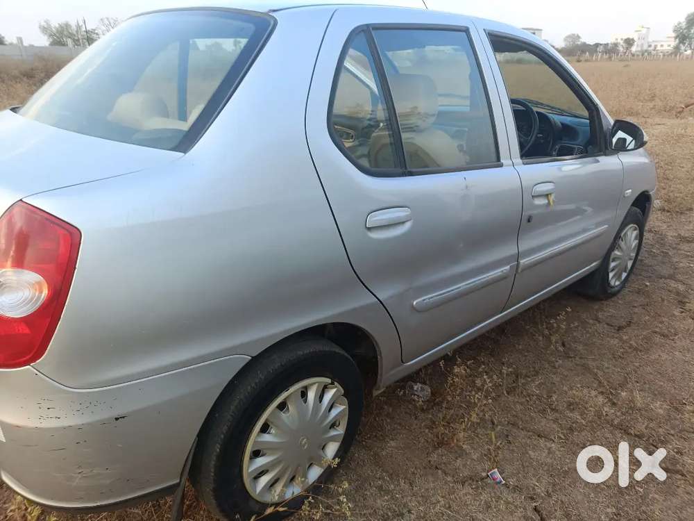 Family Driver Car Top Model Indigo Ecs
