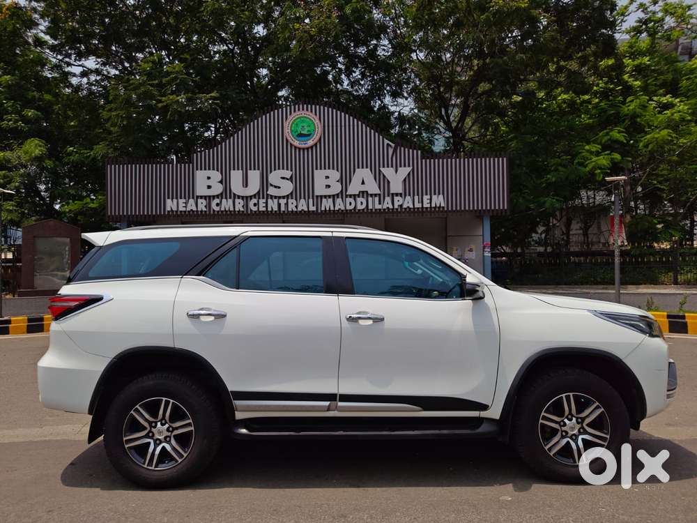 Toyota Fortuner 4x2 At 2.8 Diesel, 2023, Diesel