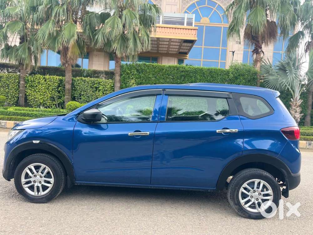 Renault Triber Rxe, 2021, Petrol