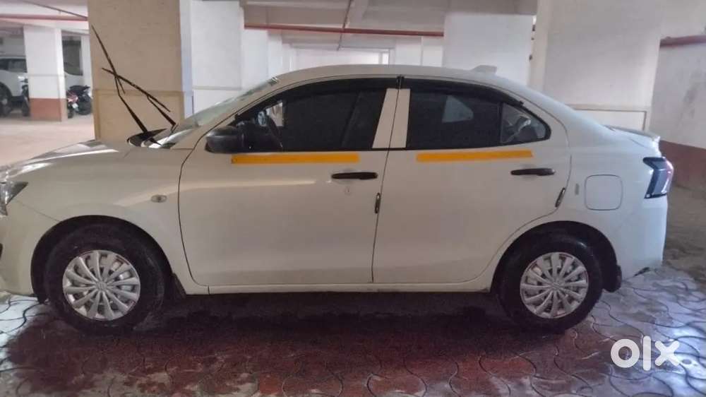 Maruti Suzuki Dzire Tour 2015