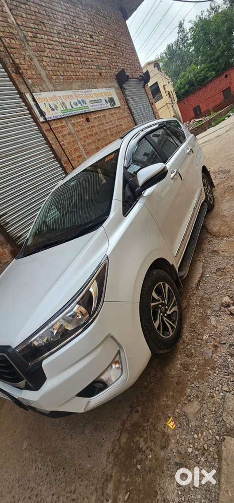 Toyota Innova Crysta Gx+ Diesel Manual 2025 Year